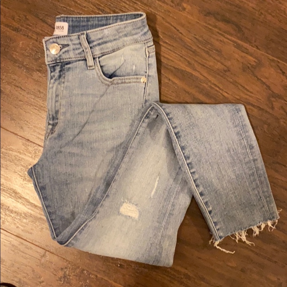 m1858 jeans *NEW*